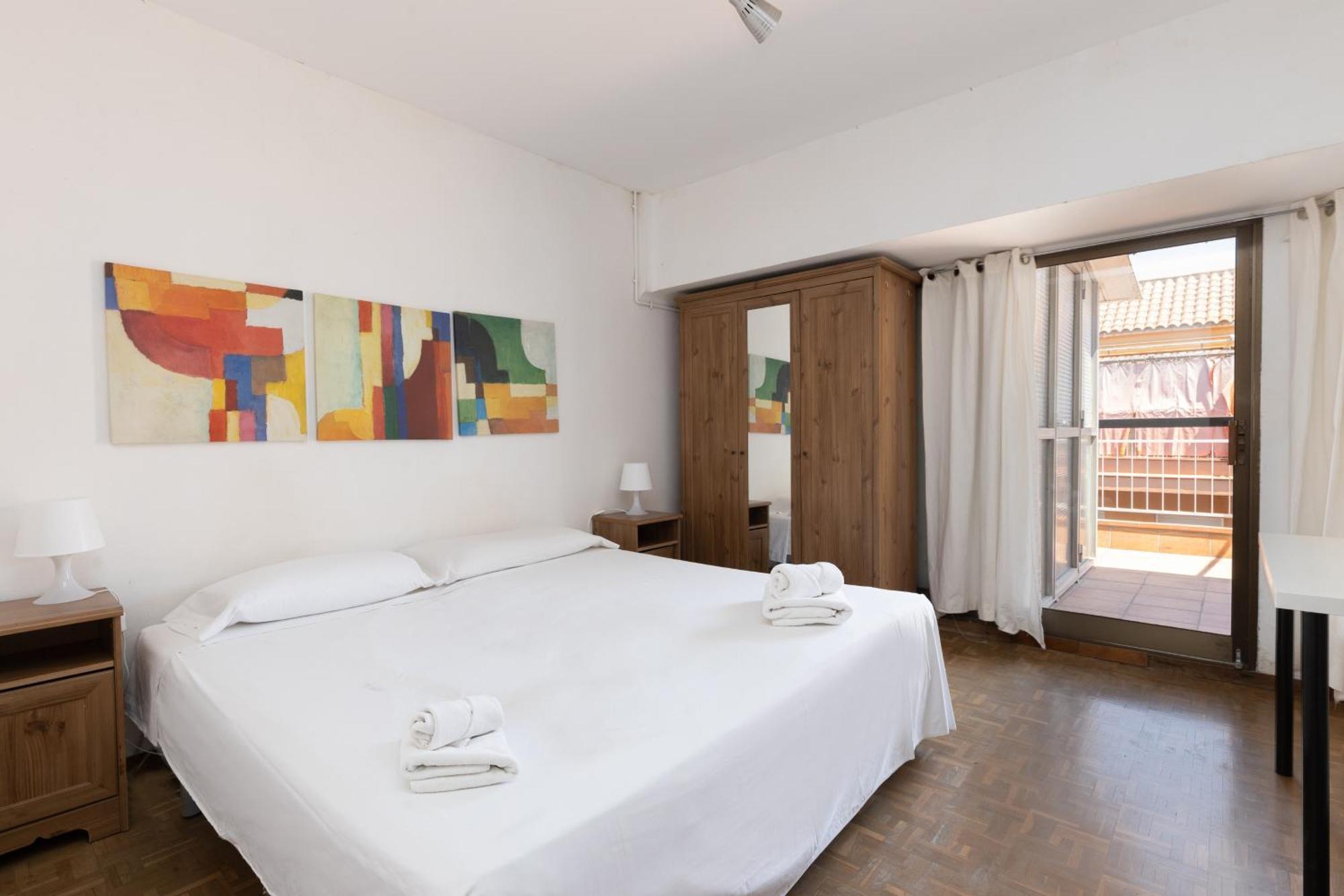 Aparteasy - Atic Sants Apartament *
