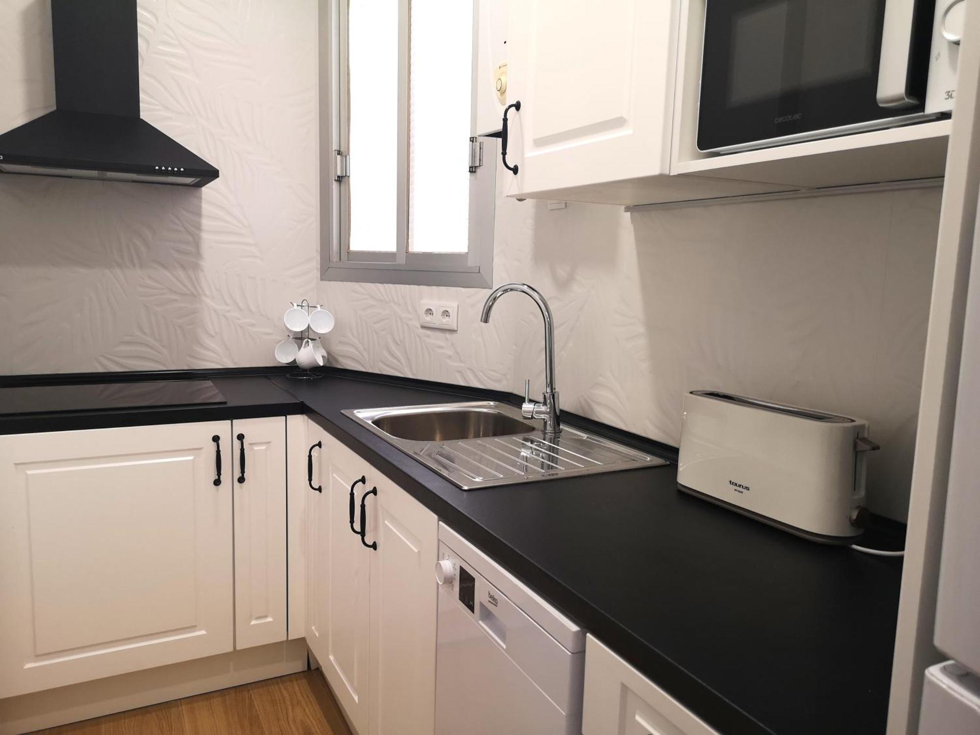 Apartament Aparteasy - Atic Sants Barcelona