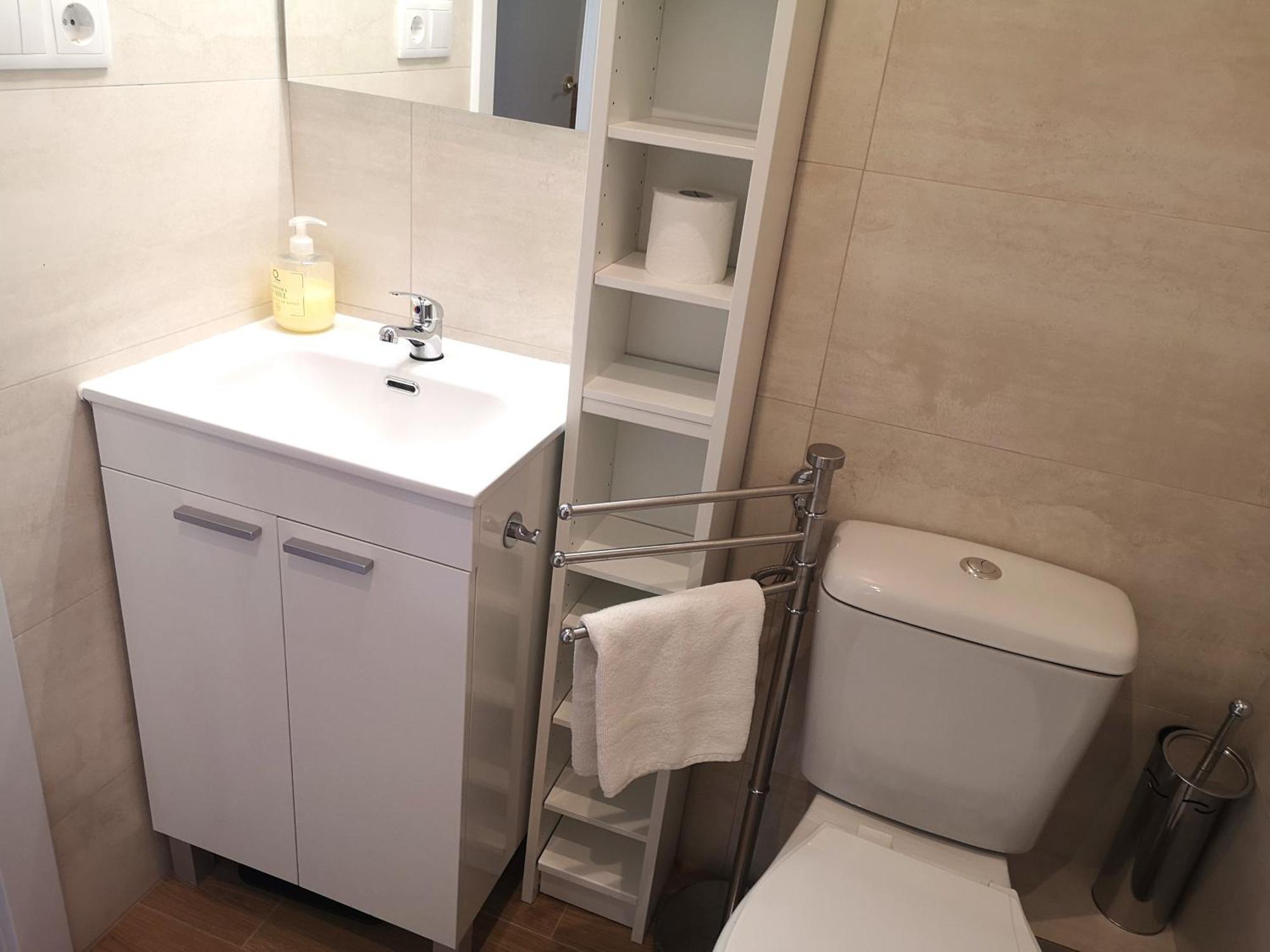 Aparteasy - Atic Sants Apartament *