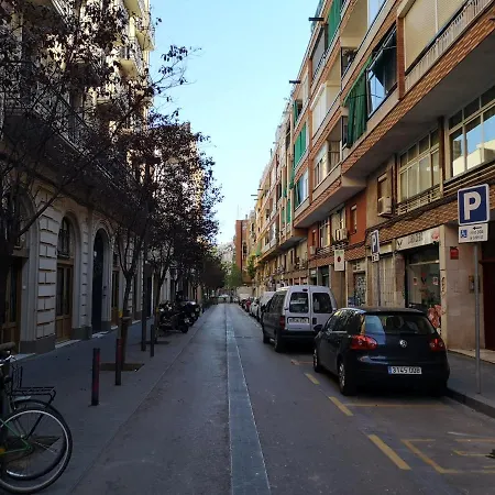Aparteasy - Atic Sants Barcelona Exterior foto