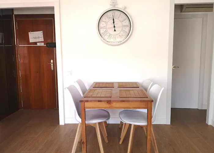Aparteasy - Atic Sants